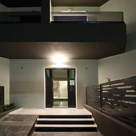 Uni Cozy * Rhodes City